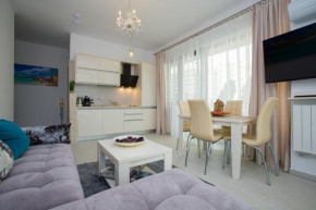 Отель Apartament Ultra Lux  Мамая